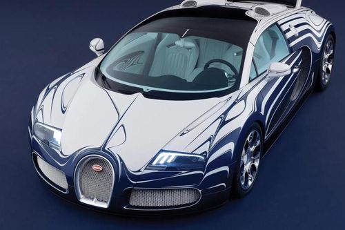 Siêu xe độc nhất của Bugatti gặp nạn