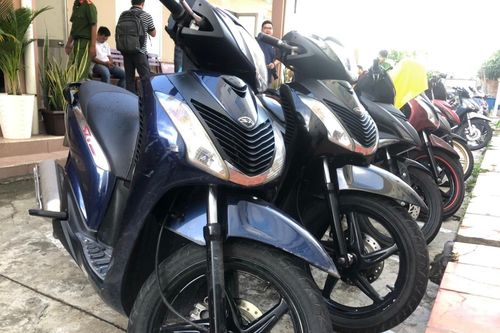 Bắt băng nhóm trộm xe SH 150i