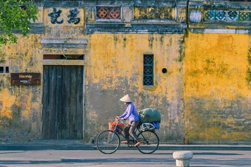 Bức tranh bình yên ở phố cổ Hội An