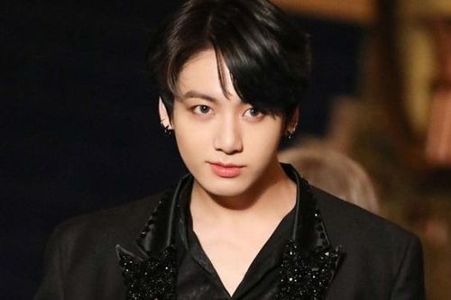 Fan tha thiết mong Jungkook BTS mở chương trình thực tế riêng