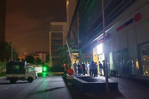 Đã xác định được danh tính đôi nam nữ rơi từ tầng cao chung cư cao cấp ở Hà Nội xuống đất tử vong