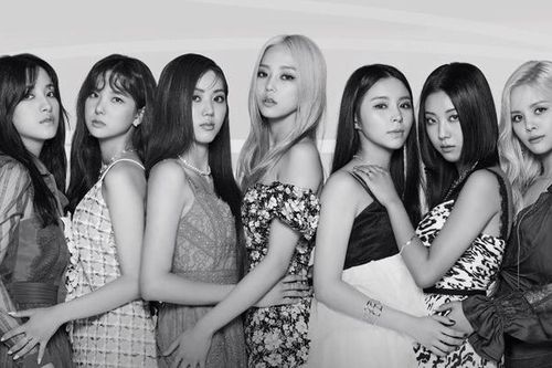 CLC gây chú ý với doanh thu tuần đầu album mới tăng gấp 3 lần thành tích cũ