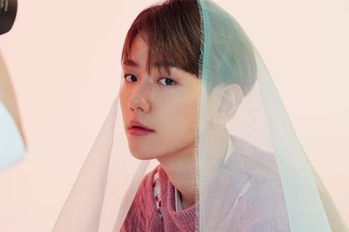 Gần nửa năm chưa đăng gì, kênh Youtube cá nhân của Baekhyun vẫn ngon lành cán mốc lượt đăng kí gây 'choáng'