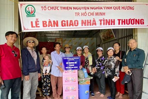 Đồng Tháp : Phóng sanh các loài về tự nhiên, trao tặng nhà