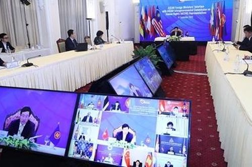 Thúc đẩy bảo vệ quyền con người trong ASEAN