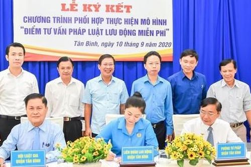 Ra mắt 15 điểm tư vấn pháp luật lưu động miễn phí ở TPHCM
