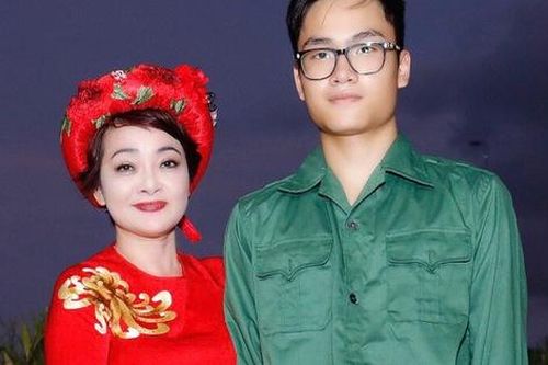 Câu chuyện xúc động của nghệ sĩ Trà My về con trai vừa đỗ 2 trường đại học