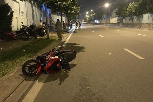 Phóng xe tốc độ cao, nam thanh niên tử vong khi văng lên vỉa hè