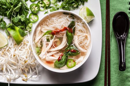 Công thức nấu phở gà chuẩn vị Việt