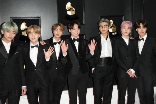 Mỗi thành viên BTS sắp được thưởng 7,7 triệu USD cổ phiếu
