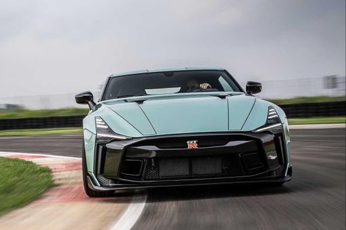 Nissan GT-R R35 Final Edition giới hạn 20 chiếc, công suất 710 mã lực
