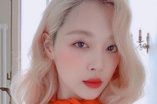 Mẹ Sulli hối hận trước cái chết của con gái