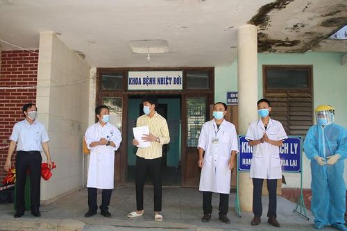 Quảng Trị: Thêm 2 bệnh nhân Covid-19 được xuất viện