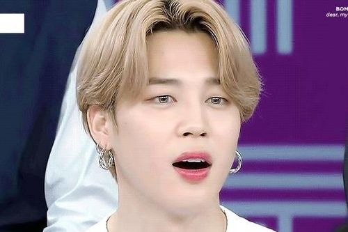 BTS đi phỏng vấn mà tưởng nguyên thủ quốc gia nào tới thăm Hàn Quốc