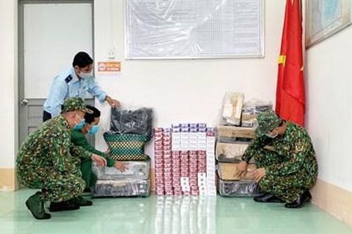 Nhức nhối với tình trạng buôn lậu trên tuyến biên giới Tây Nam