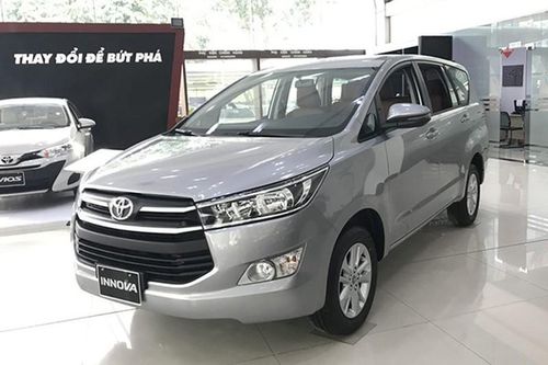 Toyota Innova 'xả kho', giảm tới 60 triệu đồng tại đại lý