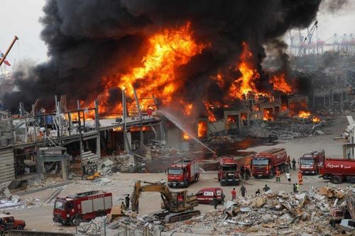 Lebanon: Chưa kịp hồi phục sau vụ nổ thảm họa, cảng Beirut lại tan hoang