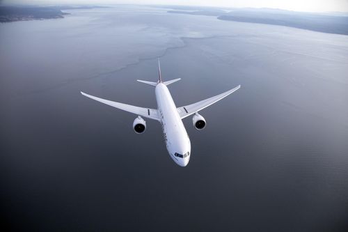 Emirates đã hoàn trả 1,4 tỉ đô la cho hành khách