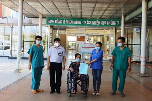 Quảng Nam có thêm một ca mắc Covid-19 khỏi bệnh, xuất viện