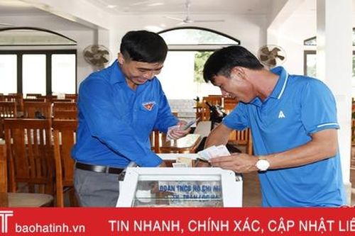 Lộc Hà mở thùng từ thiện quyên góp tiền ủng hộ trẻ em nghèo