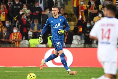Nhà vô địch PSG bại trận trước tân binh ở trận ra quân Ligue 1