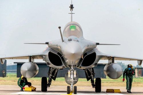 Không quân Ấn Độ chính thức biên chế 5 tiêm kích Rafale đầu tiên