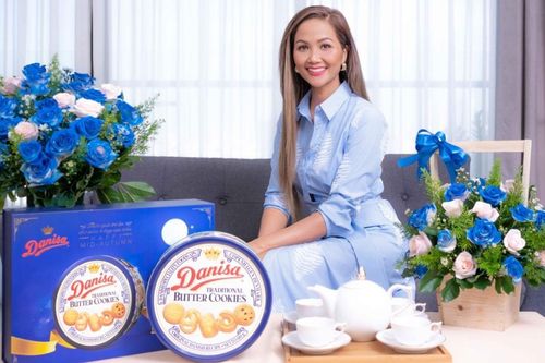Hoa Hậu H'Hen Niê 'bật mí' món quà tri ân người thân dịp Trung Thu