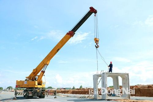 Kích cầu, kích cung, giữ đà tăng trưởng