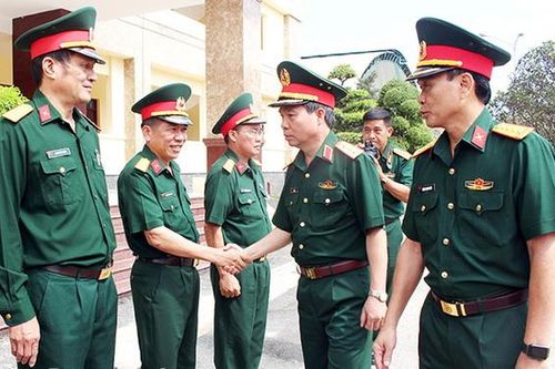 Đẩy mạnh xây dựng quân đội nhân dân cách mạng chính quy