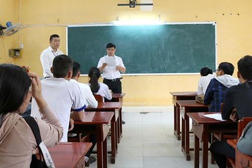 Thực hiện tốt công tác huy động nguồn lực đầu tư cơ sở vật chất trường học