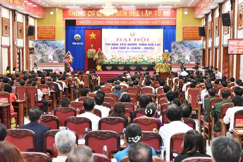 Cần đổi mới công tác khen thưởng, bảo đảm đúng quy định và có tính nêu gương thật sự