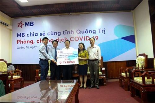 Ngân hàng Quân đội Quảng Trị hỗ trợ 1 tỉ đồng phòng, chống COVID-19