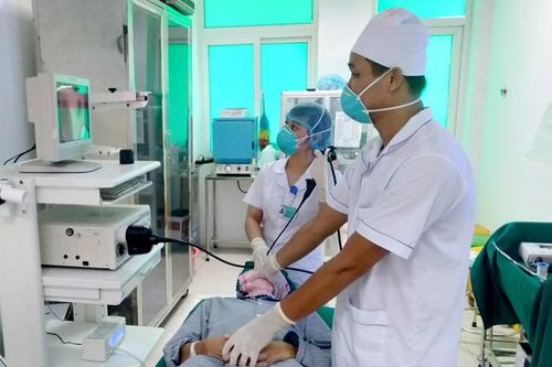Bệnh viện Phổi ứng dụng hiệu quả kỹ thuật nội soi phế quản