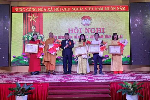Gia Lai : Khen thưởng Ban Trị sự GHPGVN tỉnh