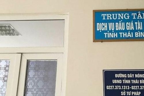 Thái Bình: Tiếp tục bắt giam thư ký Trung tâm Dịch vụ đấu giá tài sản