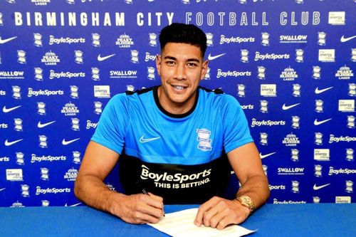 Thủ môn tuyển Philippines gia nhập Birmingham City