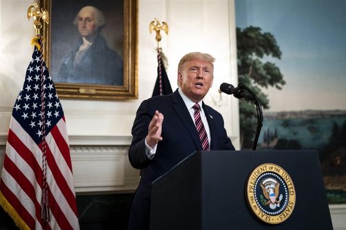 Kinh tế Mỹ gượng dậy, ông Trump liệu có thể thắng ông Biden?