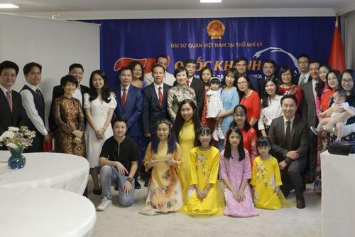 Đại sứ quán Việt Nam tại Thổ Nhĩ Kỳ long trọng tổ chức lễ kỷ niệm 75 năm Quốc khánh Việt Nam