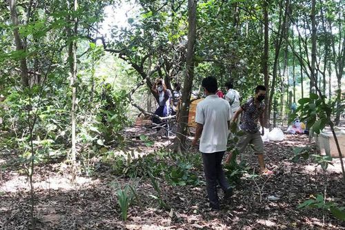 Nam thanh niên mất tích được tìm thấy trong tư thế treo cổ trên cây cao su