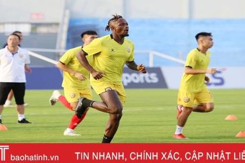 Tứ kết Cúp Quốc gia Hồng Lĩnh Hà Tĩnh - Than Quảng Ninh: An toàn phòng dịch trước giờ bóng lăn