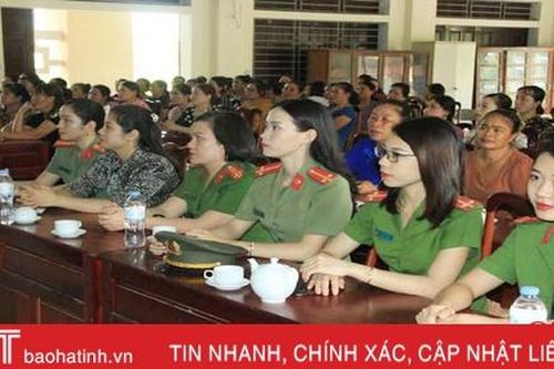 Trang bị kỹ năng phòng chống bạo lực gia đình, lừa đảo qua mạng cho phụ nữ Nghi Xuân