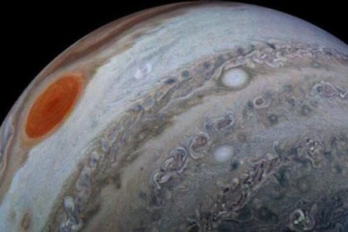 NASA công bố khắc hiếm có, đầy mê hoặc về mây 'siêu lạ' trên sao Mộc