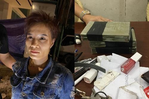 Hà Nội: Khởi tố 'nữ quái' đi xế hộp, giấu ma túy vào áo ngực