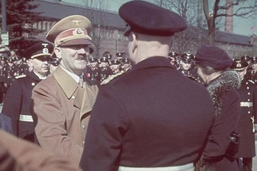Những tấm hình màu hiếm hoi về Adolf Hitler