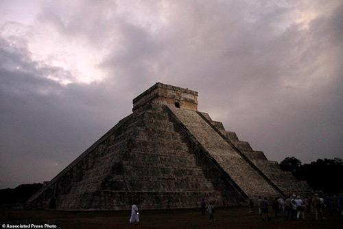 Bí ẩn bên trong kim tự tháp Kukulkan của người Maya