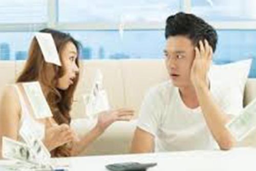 Nhắn tin nhờ shop quần áo đợi chốc lát để xin tiền vợ, thanh niên đạt 'điểm 10' về độ đáng yêu