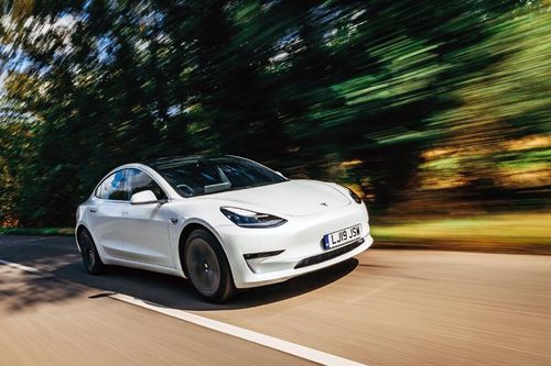 Xe điện Tesla sản xuất ở Trung Quốc sẽ xuất khẩu đi Châu Á và Châu Âu