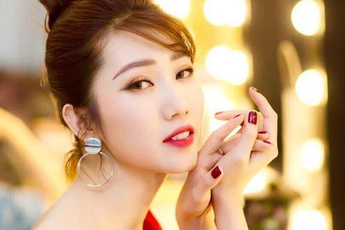Diễn viên Thúy Ngân: Người tình hiện tại là công việc