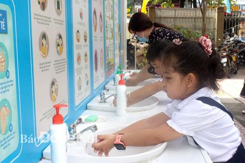 Đảm bảo an toàn cho học sinh đến trường