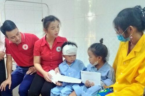 3 học sinh bị thương trong vụ sập cổng trường đã xuất viện